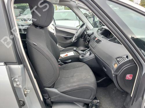 Used Front right seatbelt Front right seatbelt 36923736 36923736