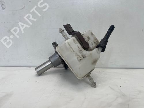 Used Brake master cylinder Brake master cylinder 37671002 37671002