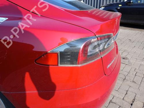 Venstre baglygte TESLA MODEL S (5YJS) 90D AWD | BP38757923C34 - Image 2
