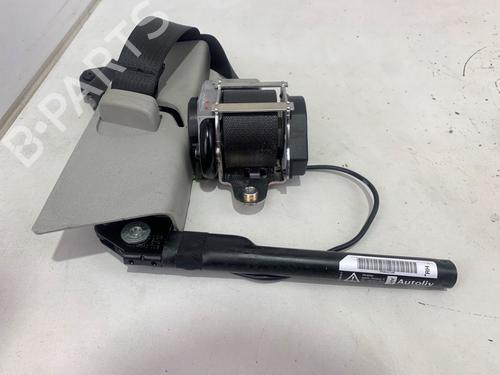 front-right-seatbelt-opel-zafira-tourer-c-p12-2011-36924558 main image
