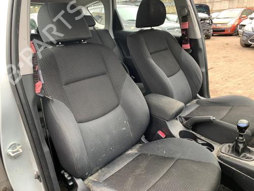 front-right-seatbelt-hyundai-i30-estate-fd-2007-2008-2009-2010-2011-2012-36931332 main image