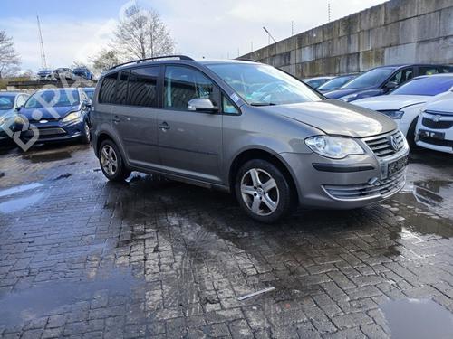 Fusee rechts voor Fusee rechts voor VW TOURAN (1T1, 1T2) 1.4 TSI (140 hp) 36930637 36930637