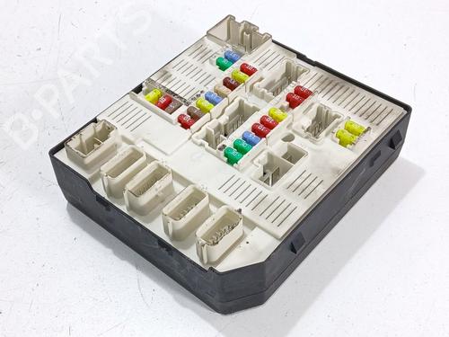 Used Fuse box Fuse box 36922013 36922013