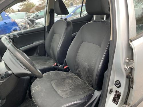 rear-right-seatbelt-hyundai-i10-i-pa-2007-2008-2009-2010-2011-2012-2013-2014-2015-2016-2017-2018-36928921 main image