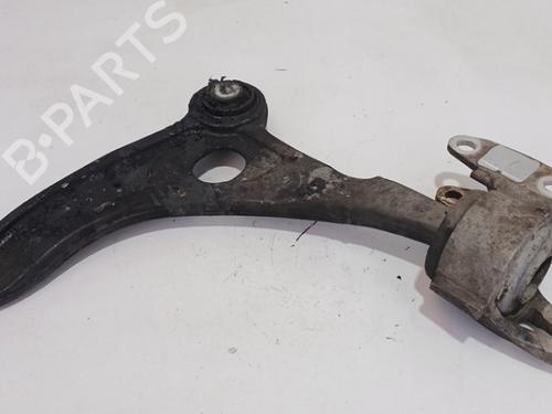 left-front-suspension-arm-land-rover-range-rover-evoque-l551-2018-36924896 main image