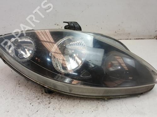 Używane Lampa przednia prawa Lampa przednia prawa 36932188 36932188