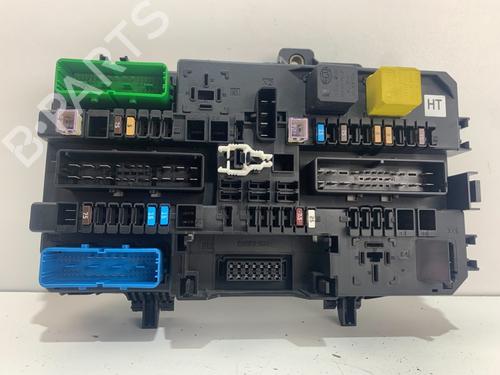 Used Fuse box Fuse box 36919331 36919331