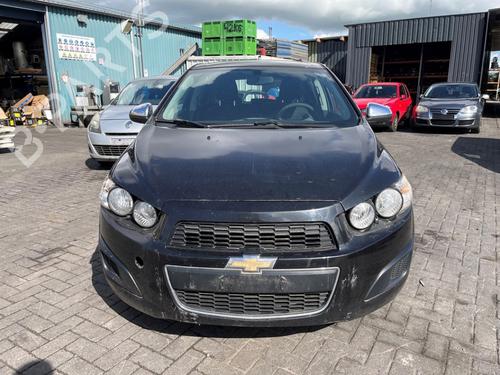 Used AC compressor AC compressor CHEVROLET AVEO Hatchback (T300) 1.3 D (95 hp) 40282548 40282548
