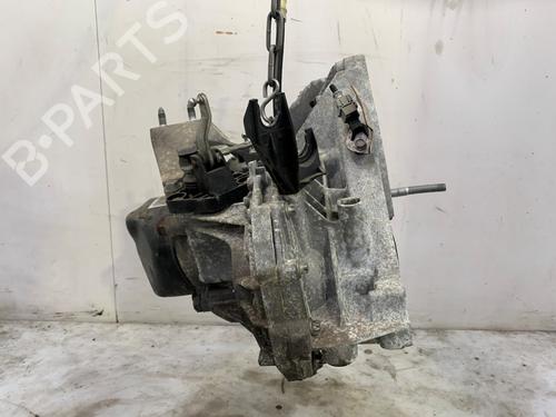 gearbox-dacia-sandero-ii-2012-36924171 main image