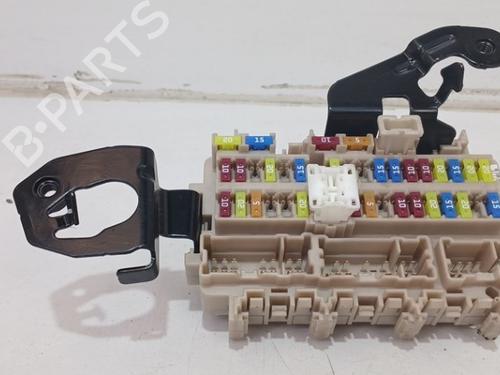 Fuse box RENAULT KADJAR (HA_, HL_) 1.3 TCe 140 (HLNB, HLN1) | BP36924066E1 - Image 2
