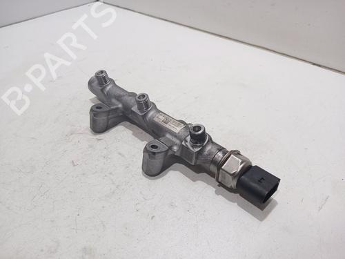 Used Injection rail Injection rail 36922493 36922493
