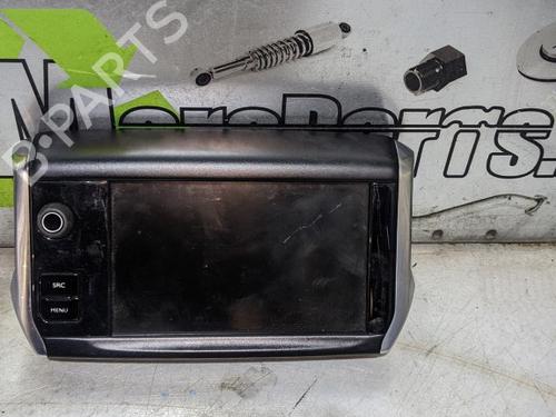 display-peugeot-2008-i-cu_-2013-36918859 main image