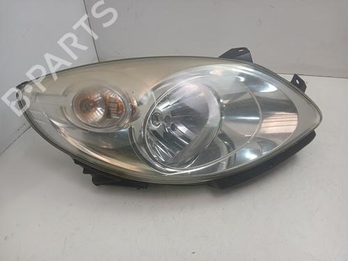 Used Right headlight Right headlight RENAULT TWINGO II (CN0_) 1.2 (CN0D) (58 hp) 39910653 39910653