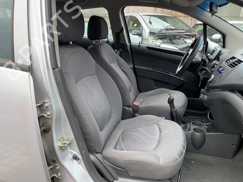 Sikkerhedssele foran højre Sikkerhedssele foran højre CHEVROLET SPARK (M300) 1.0 LPG (65 hp) 37516675 37516675