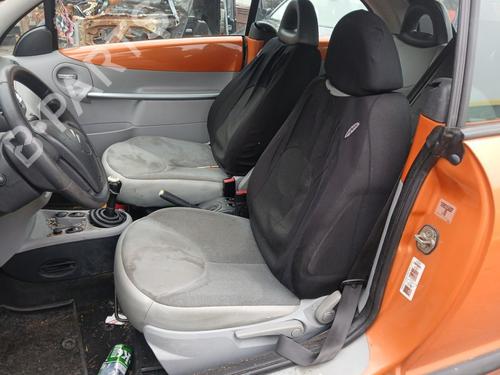 front-right-seatbelt-citroen-c3-pluriel-hb_-2003-36929933 main image