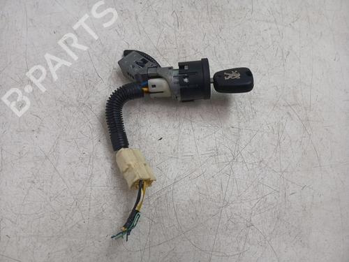 Used Switch Switch PEUGEOT 107 (PM_, PN_) 1.0 (68 hp) 40254556 40254556