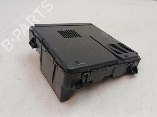 Used Fuse box Fuse box 37435639 37435639