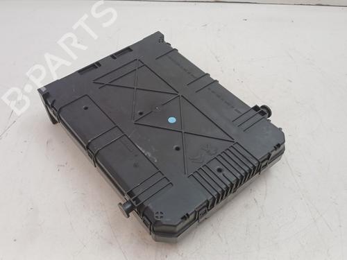 Used Fuse box Fuse box 37670900 37670900