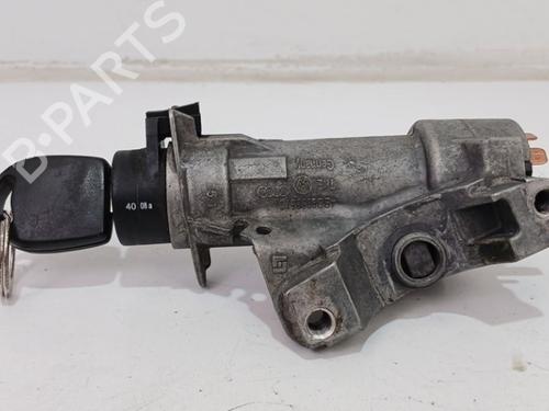 Switch VW TRANSPORTER T5 Van (7HA, 7HH, 7EA, 7EH) 1.9 TDI | BP36923917I30 - Image 2