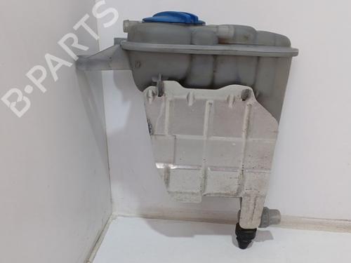 expansion-tank-audi-a5-convertible-8f7-2009-2010-2011-2012-2013-2014-2015-2016-2017-36923818 main image