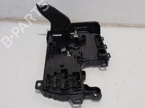 Used Control unit Control unit TESLA MODEL 3 (5YJ3) EV AWD (351 hp) 40061210 40061210