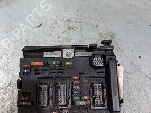 Used Fuse box Fuse box 36918548 36918548