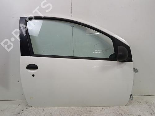 Used Right front door Right front door PEUGEOT 107 (PM_, PN_) 1.0 (68 hp) 40254546 40254546