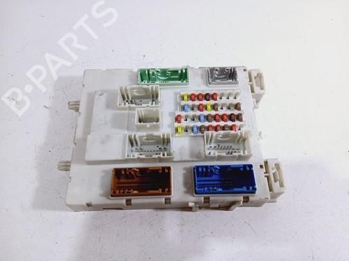 Used Fuse box Fuse box 36921627 36921627