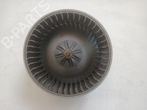 Used Heater blower motor Heater blower motor TOYOTA YARIS (_P1_) 1.3 (SCP12_, SCP13_, SCP12R, SCP13R) (87 hp) 39934180 39934180