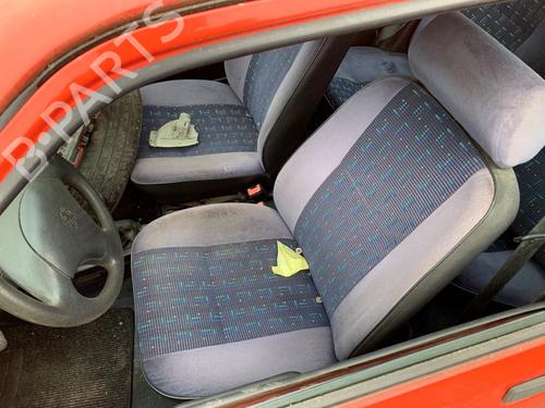 Sikkerhedssele bag venstre Sikkerhedssele bag venstre PEUGEOT 205 II (20A/C) 1.4 (75 hp) 36933761 36933761