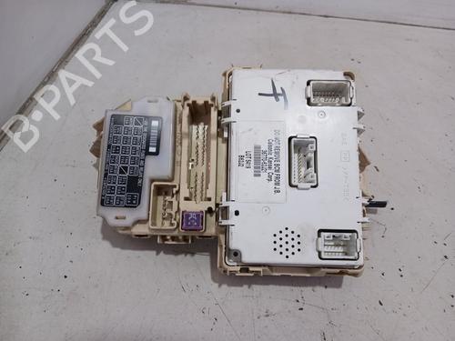 Used Fuse box Fuse box 36924706 36924706