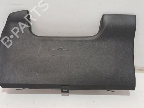 knee-airbag-toyota-auris-estate-_e18_-2013-2014-2015-2016-2017-2018-36925250 main image