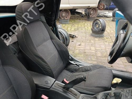 Veiligheidsgordel voor rechts Veiligheidsgordel voor rechts 36930933 36930933