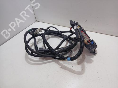 Fuse box TESLA MODEL S (5YJS) 85D AWD | BP36922849E1 - Image 4