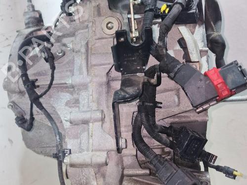 caixa-de-velocidades-renault-clio-v-b7_-2019-36920181 main image