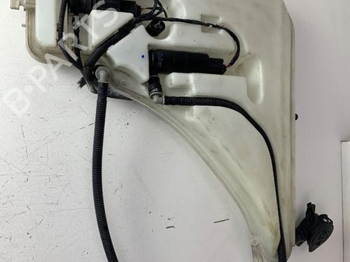 Used Windscreen washer tank Windscreen washer tank 36925886 36925886