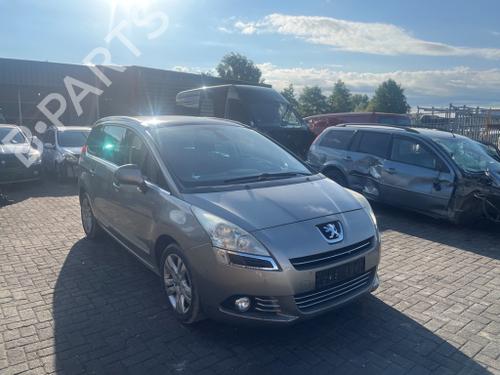 Used Fuel pump Fuel pump PEUGEOT 5008 (0U_, 0E_) 1.6 16V (156 hp) 40530603 40530603