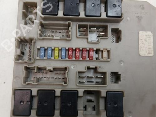 Used Fuse box Fuse box 36957005 36957005