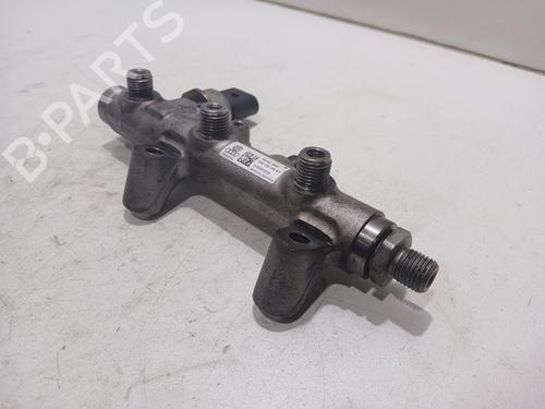 Used Injection rail Injection rail 36923754 36923754