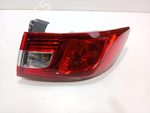 right-taillight-renault-clio-iv-bh_-2012-2013-2014-2015-2016-2017-2018-2019-2020-2021-36922073 main image
