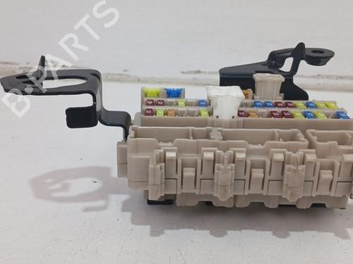 Used Fuse box Fuse box 36924066 36924066