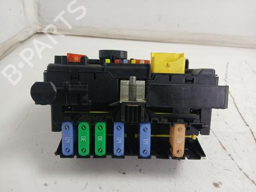 Used Fuse box Fuse box 36926803 36926803