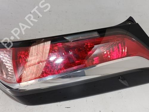 right-taillight-toyota-aygo-_b4_-2014-36925771 main image