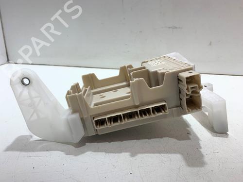 Fuse box PEUGEOT 108 1.0 VTi 72 | BP36922580E1 - Image 3
