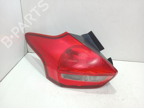 left-taillight-ford-focus-iii-2010-2011-2012-2013-2014-2015-2016-2017-2018-2019-2020-36921734 main image