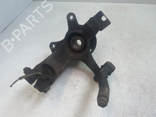 Used Left front steering knuckle Left front steering knuckle PEUGEOT 107 (PM_, PN_) 1.0 (68 hp) 39943621 39943621