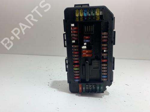 fuse-box-bmw-1-f20-2011-2012-2013-2014-2015-2016-2017-2018-2019-36919333 main image
