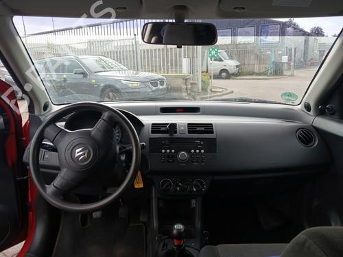 Used Instrument cluster Instrument cluster SUZUKI SWIFT III (MZ, EZ) 1.3 (RS413, ZC11S) (92 hp) 39908414 39908414