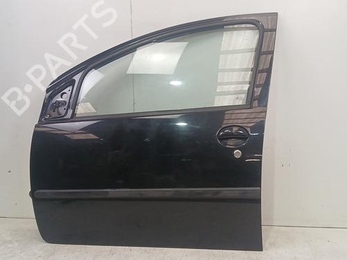 Used Left front door Left front door PEUGEOT 107 (PM_, PN_) 1.0 (68 hp) 40180973 40180973