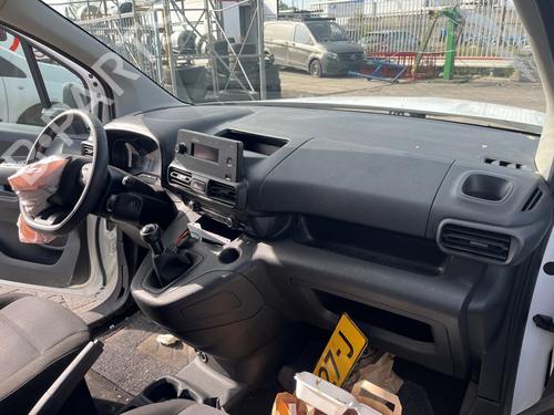 Used Glove box Glove box CITROËN BERLINGO Box Body/MPV (K9) 1.5 BlueHDi 75 (75 hp) 39910632 39910632